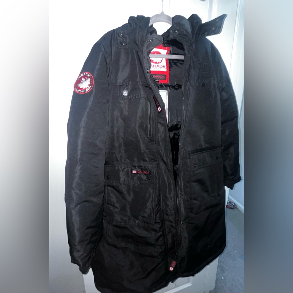 Canada Weather Gear Men's Black Puffer Jacket